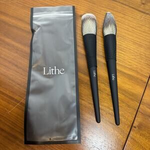 Lithe Beauty, The Essential Face Brush Set: (1) Bronzer Brush & (1) Powder Brush
